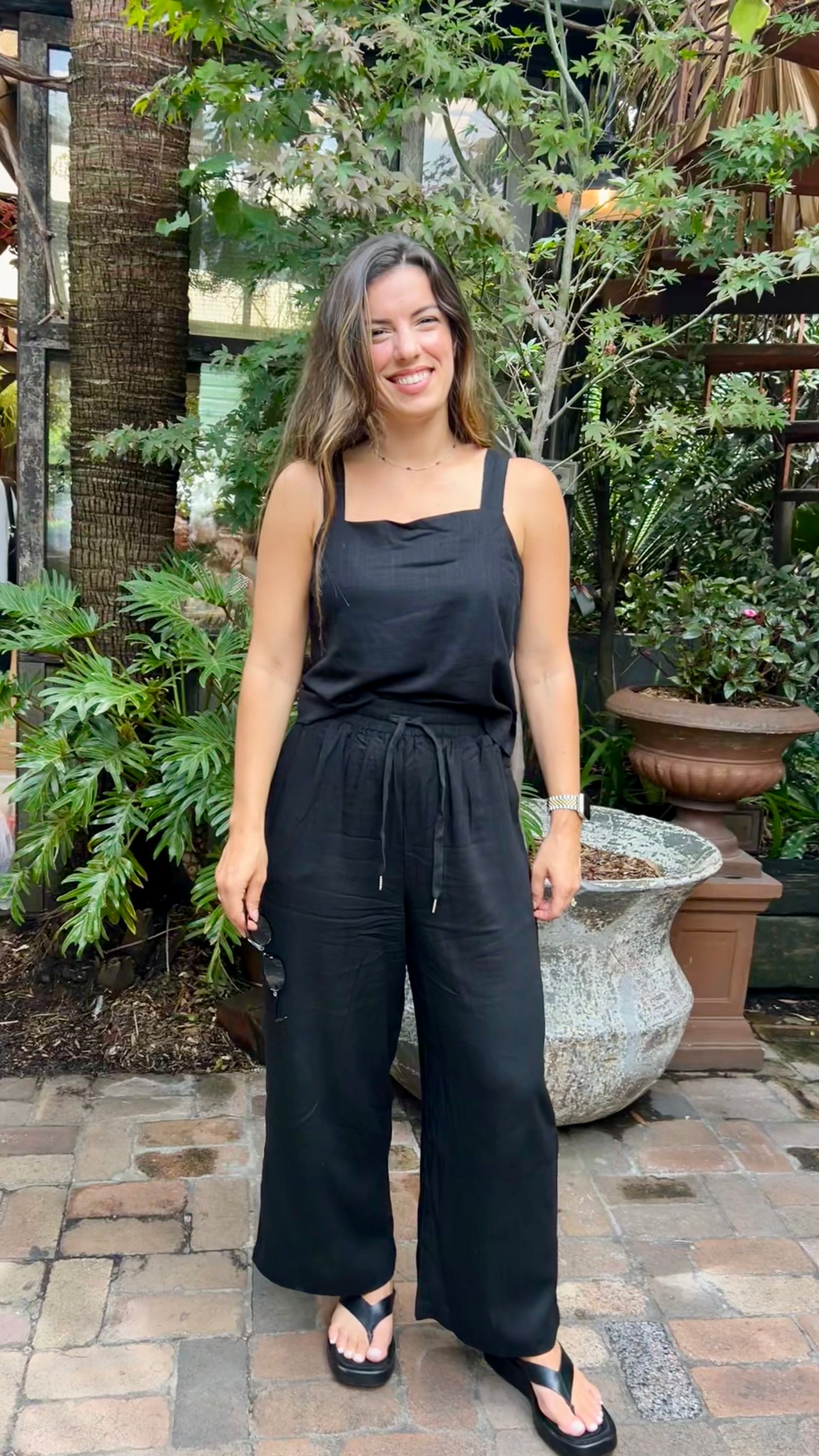 St Byron top black