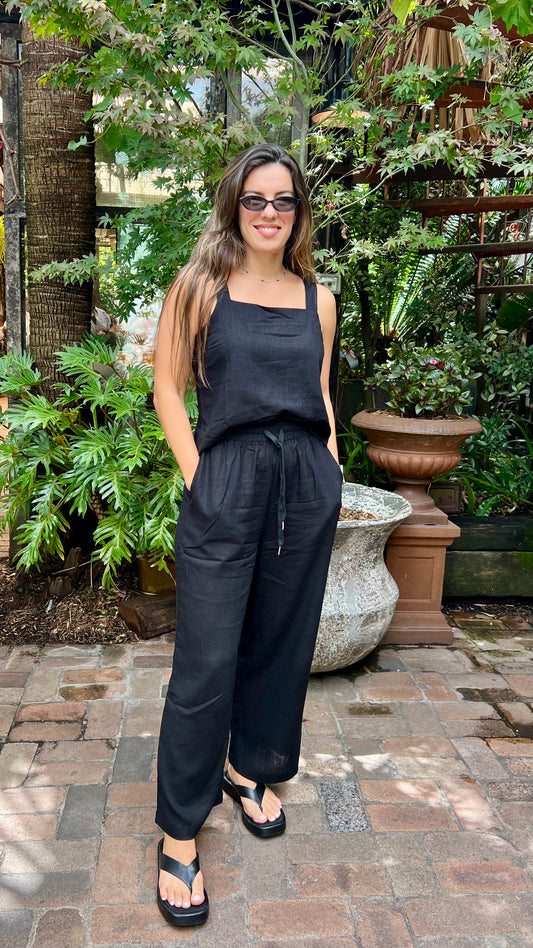 St Byron top black
