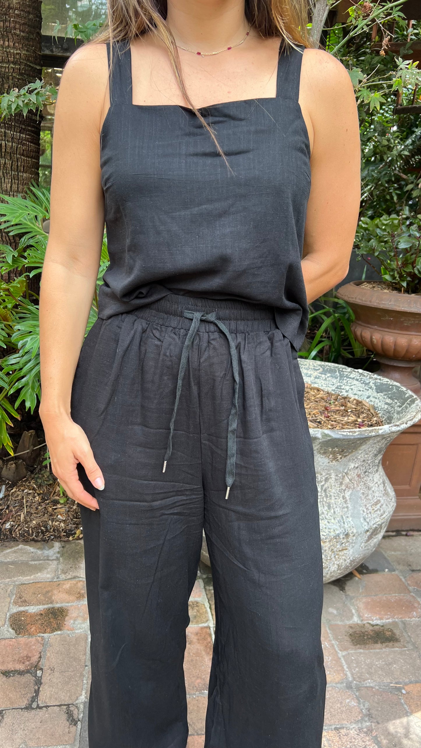 St Byron top black