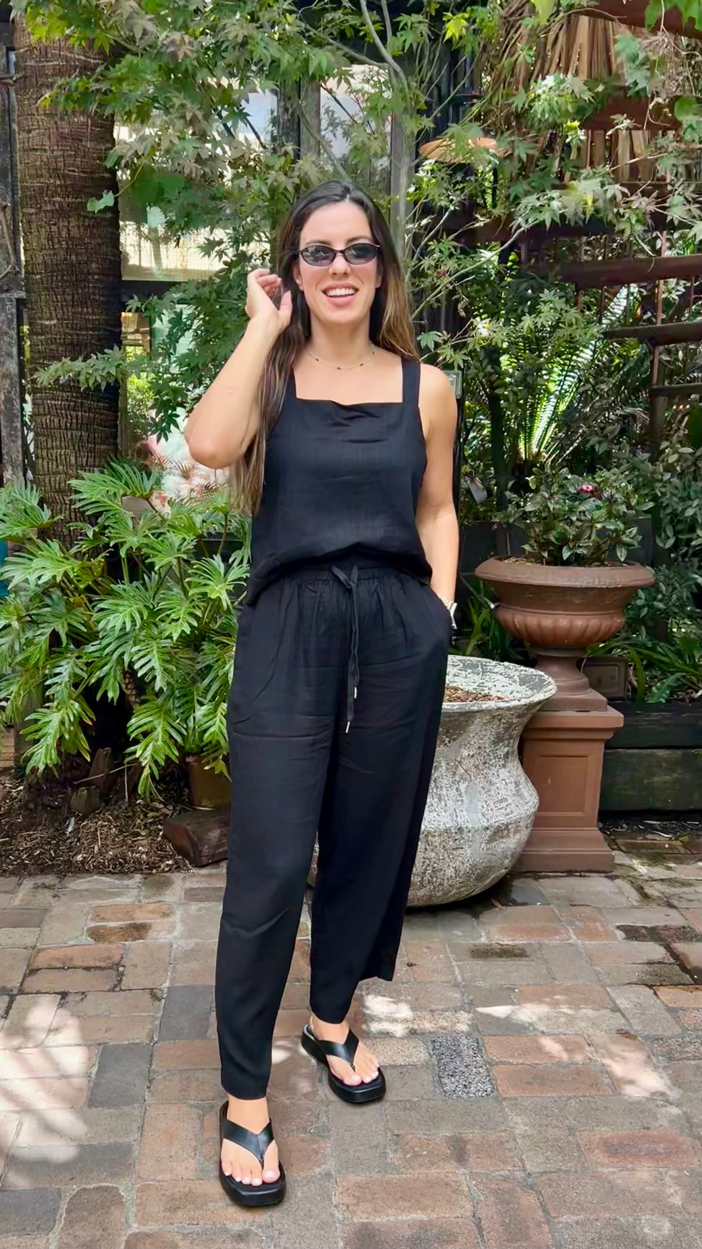 St Byron top black